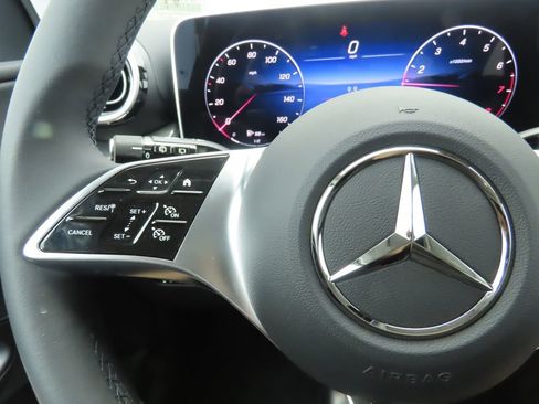 Certified 2026 Mercedes-Benz GLC 300 image 12