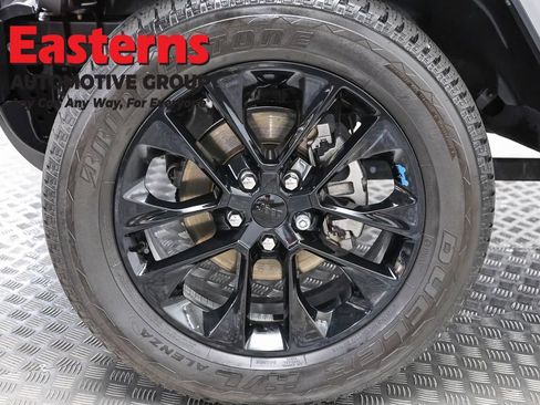 Used 2022 Jeep Wrangler Unlimited Sahara w/ Cold Weather Group AWD/4WD image 31