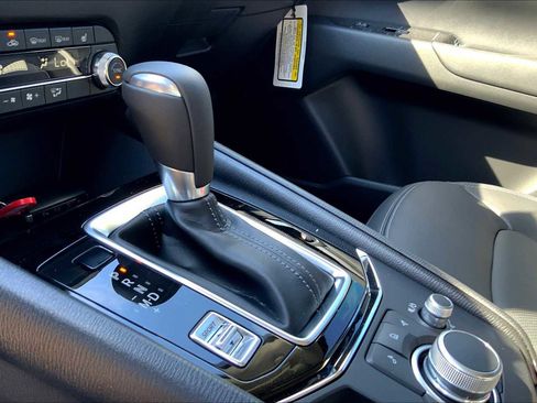 New 2025 MAZDA CX-5 AWD 2.5 S w/ Preferred Package image 7