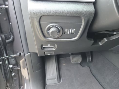 New 2026 Jeep Grand Cherokee L 2WD image 20