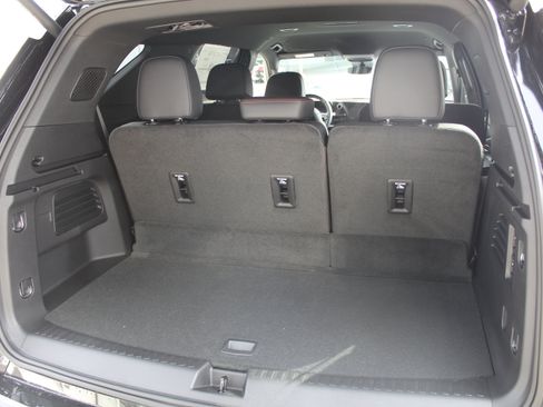 New 2026 Chevrolet Traverse RS image 18