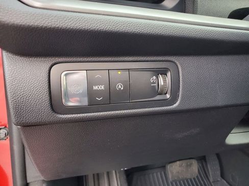 New 2026 Chevrolet Traverse LT w/ Midnight/Sport Edition image 11