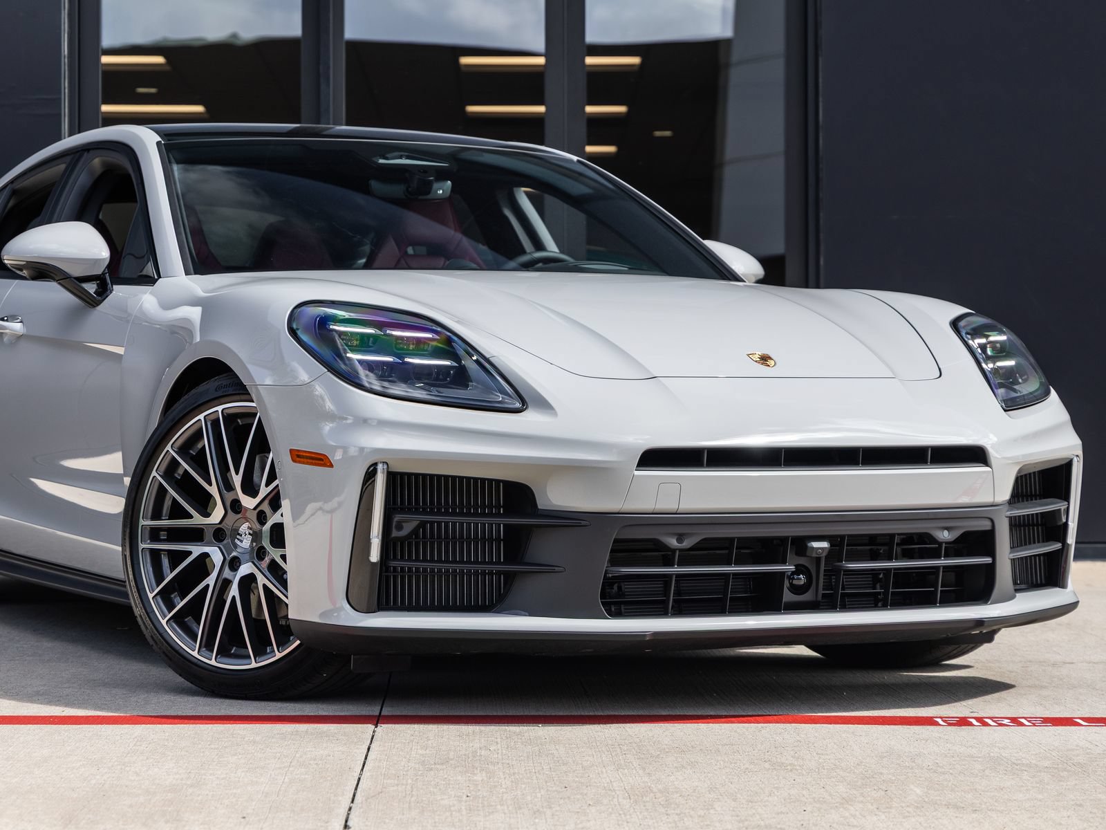 New 2026 Porsche Panamera 4 AWD/4WD image 9