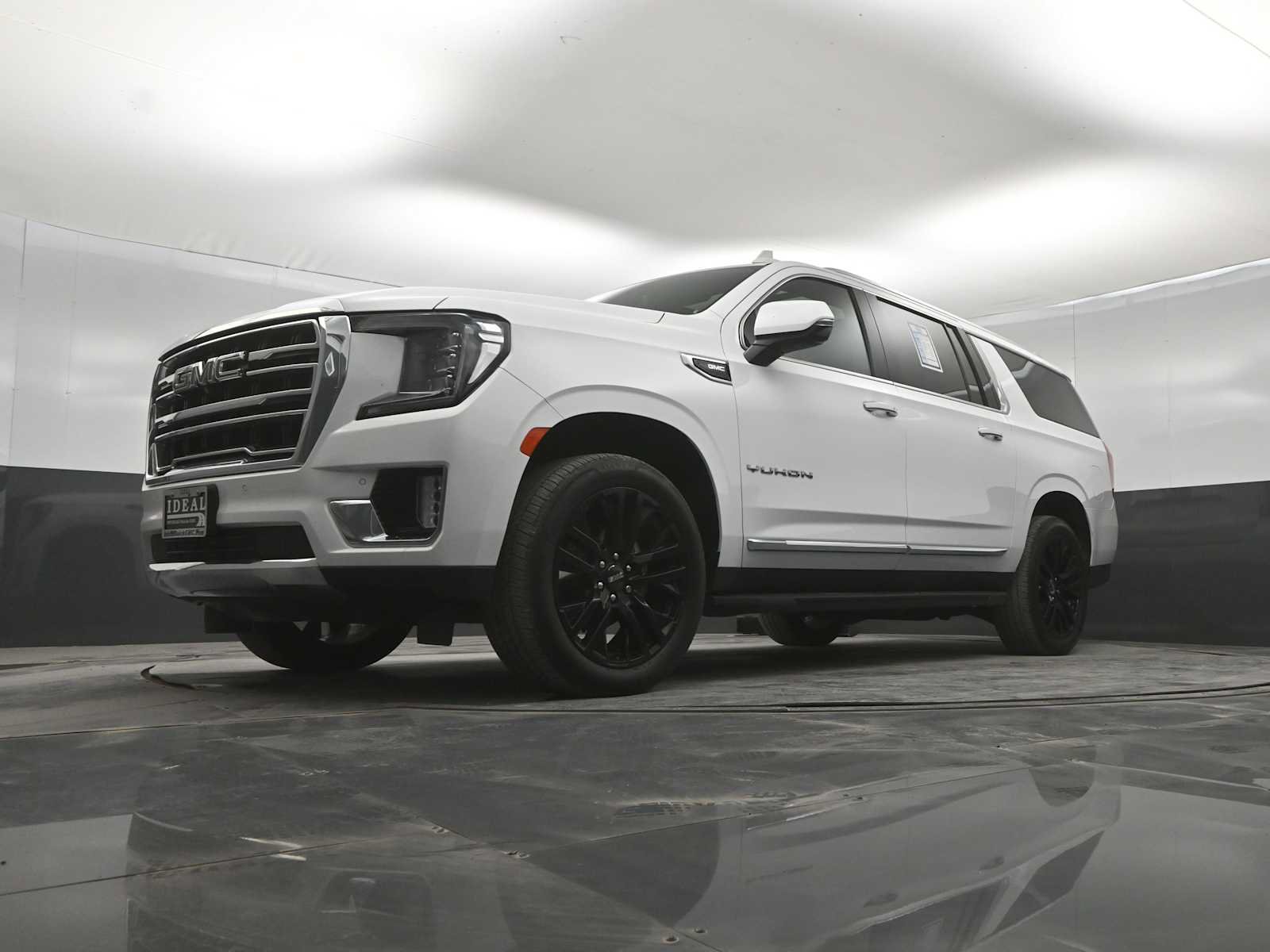 Used 2022 GMC Yukon XL SLT w/ SLT Premium Package AWD/4WD image 37