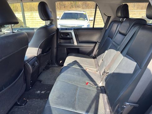 Used 2013 Toyota 4Runner Limited image 10