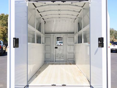 Used 2023 GMC Savana 3500 w/ Power Convenience Package image 24