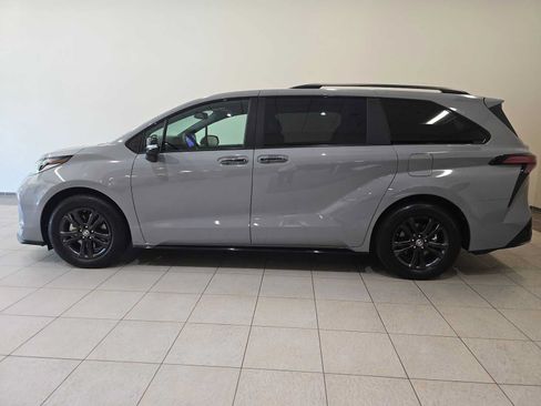 Certified 2025 Toyota Sienna XSE w/ XSE Premium Package AWD/4WD image 3