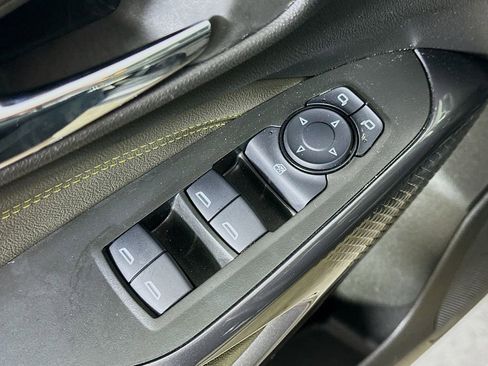 Used 2025 Chevrolet Trax ACTIV image 20