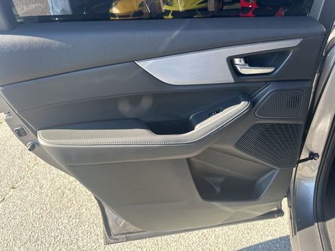 Used 2025 Acura MDX FWD image 30