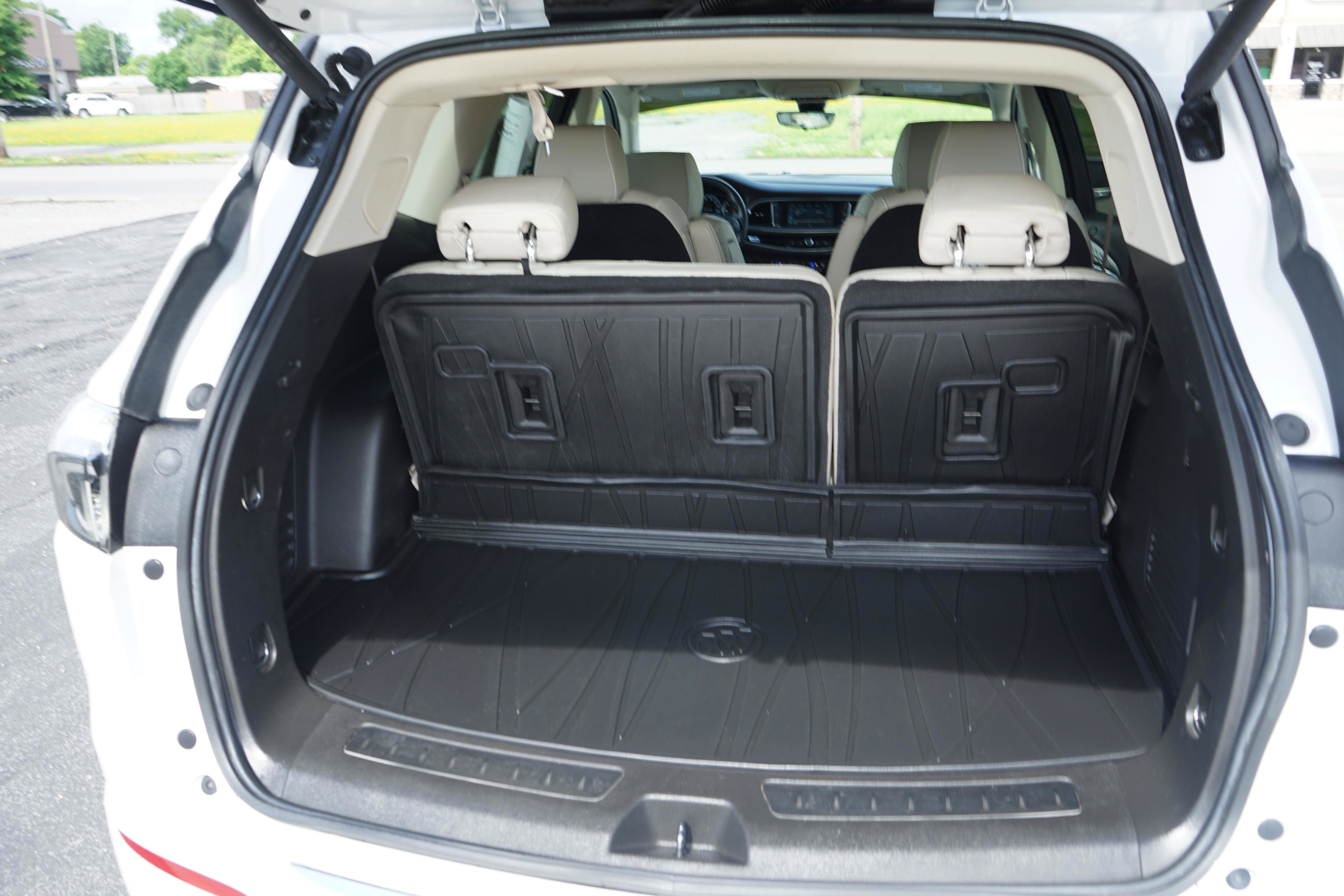 Used 2023 Buick Enclave Avenir AWD/4WD image 25