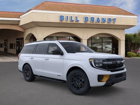 New 2026 Ford Expedition Tremor image 2