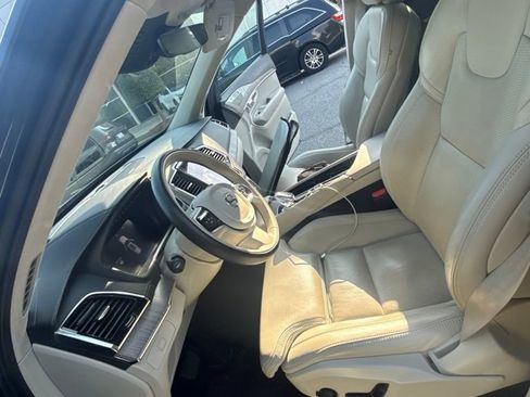 Used 2024 Volvo XC90 B6 Ultimate w/ Lounge Package AWD/4WD image 5
