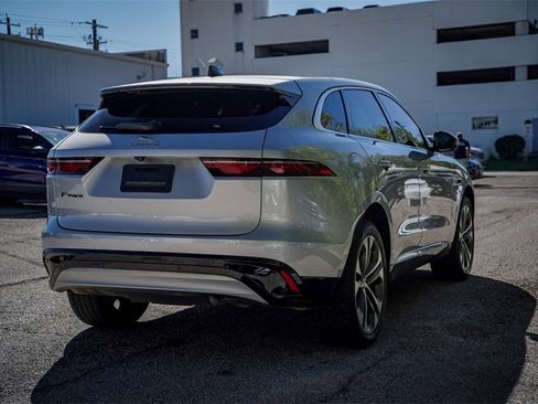 Used 2022 Jaguar F-PACE S image 7