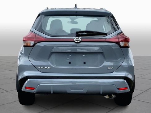 Used 2021 Nissan Kicks SV image 5