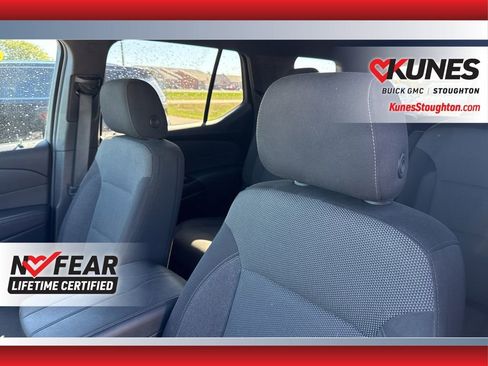 Used 2023 Chevrolet Traverse LT w/ LPO, Floor Liner Package image 24