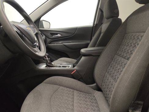 Used 2023 Chevrolet Equinox LT FWD image 17