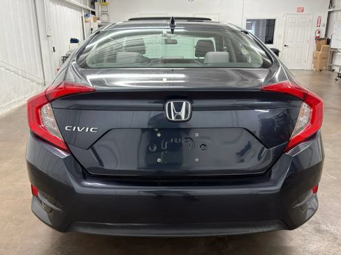 Used 2017 Honda Civic EX image 6