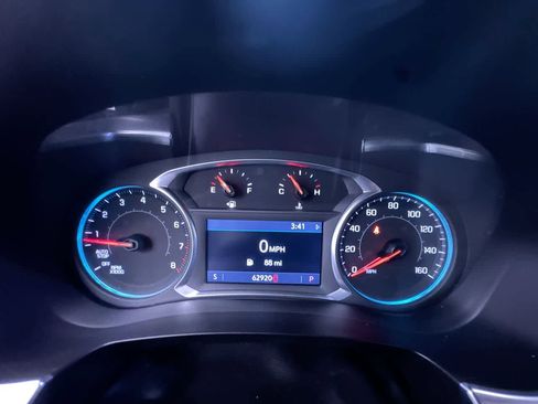 Used 2020 Chevrolet Traverse LT w/ Driver Confidence II Package image 22