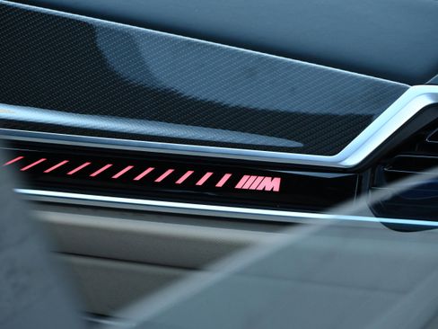 Certified 2024 BMW X7 M60i w/ Executive Package image 39