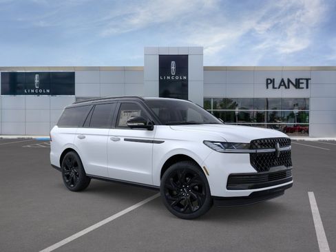 New 2026 Lincoln Navigator Black Label AWD/4WD image 7