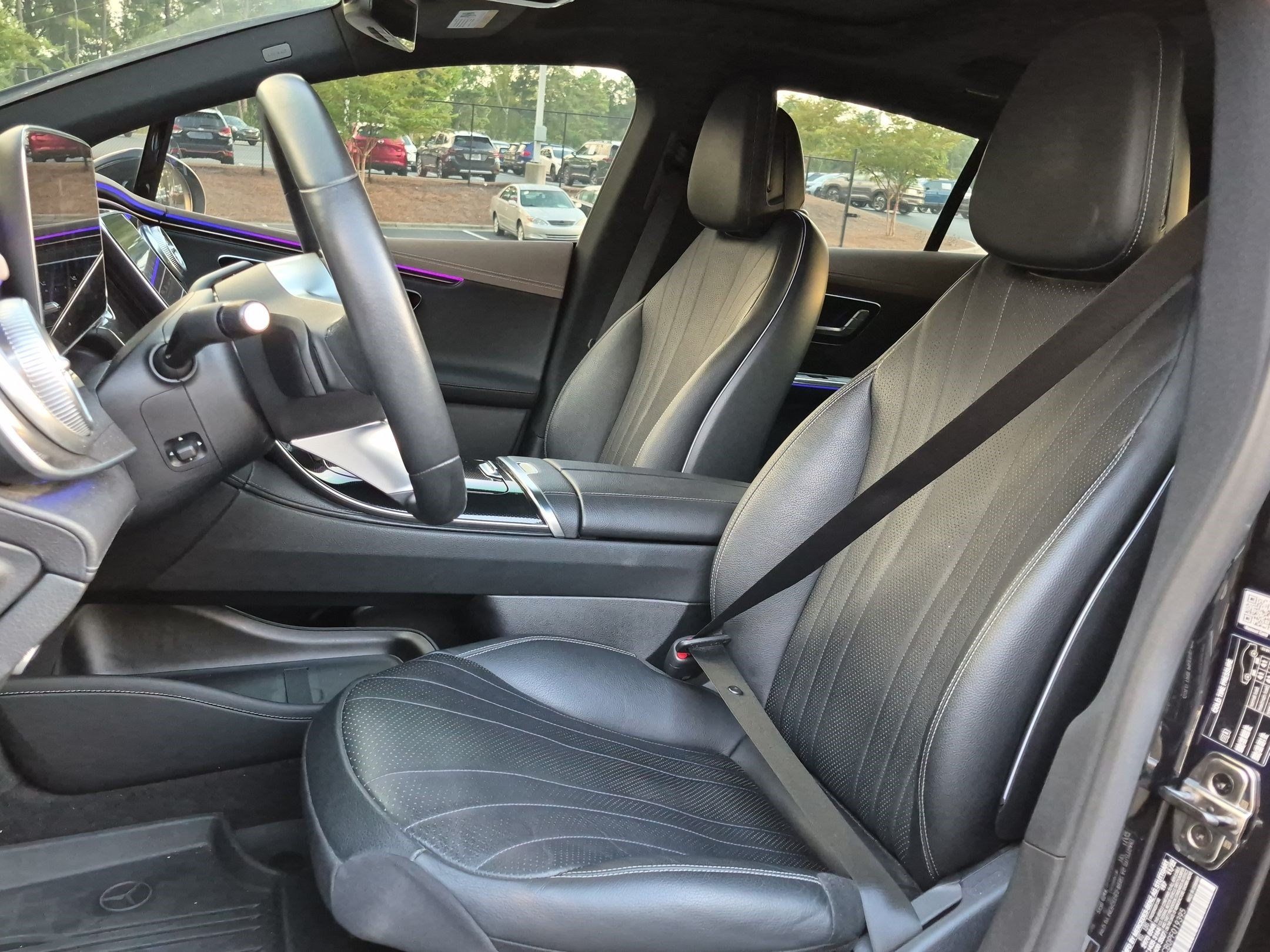 Certified 2023 Mercedes-Benz EQE 500 4MATIC Sedan w/ Pinnacle Trim Package image 12