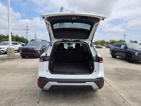 New 2026 Volkswagen Tiguan S FWD image 26