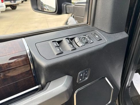 Used 2017 Ford F450 Platinum w/ Platinum Ultimate Package AWD/4WD image 25