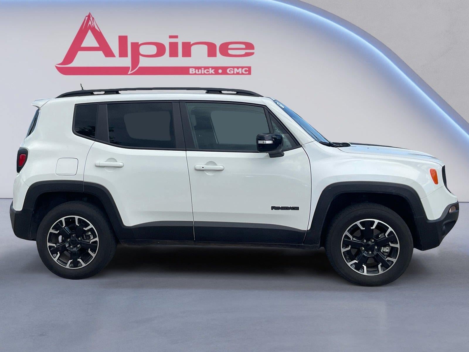 Used 2023 Jeep Renegade Latitude AWD/4WD image 6