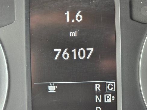 Used 2019 Mercedes-Benz Metris Passenger image 24