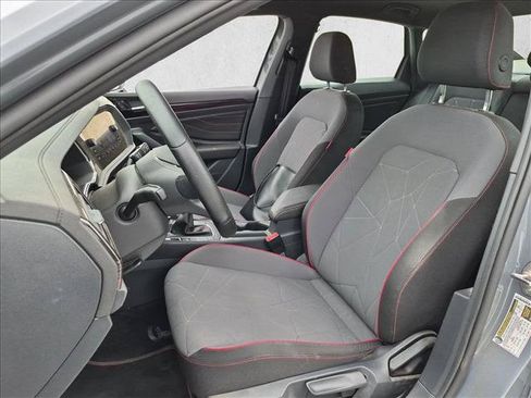 Used 2024 Volkswagen Jetta GLI 40th Anniversary Edition FWD image 11