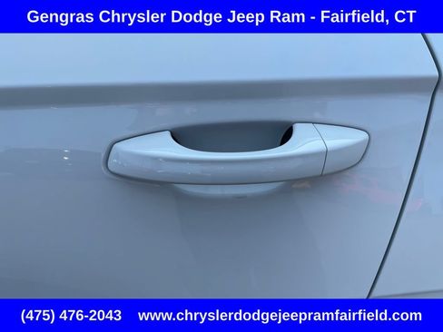 Used 2024 Volkswagen Taos S AWD/4WD image 31