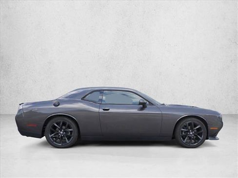 Used 2022 Dodge Challenger R/T w/ Driver Convenience Group RWD image 8