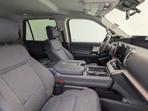 New 2025 Ford Expedition Max Active image 38