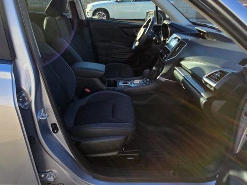 Used 2023 Subaru Forester Premium image 30