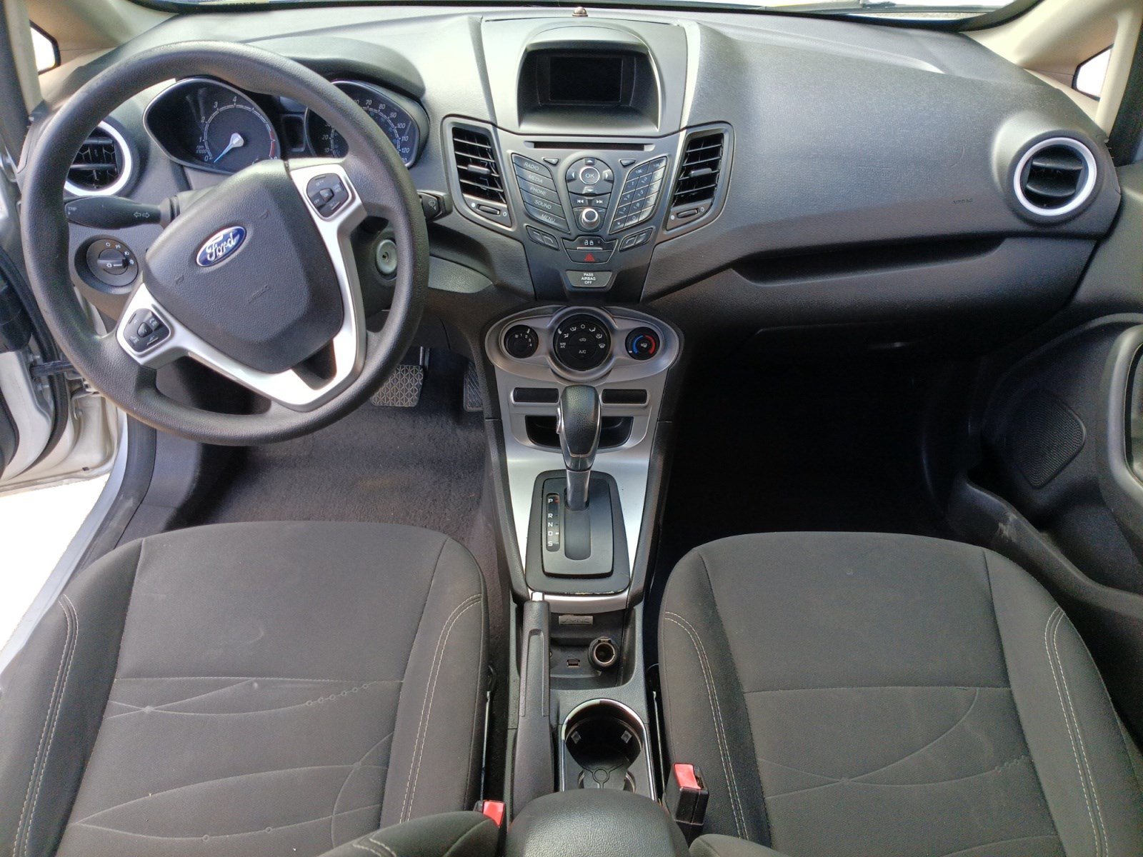 Used 2019 Ford Fiesta SE FWD image 19