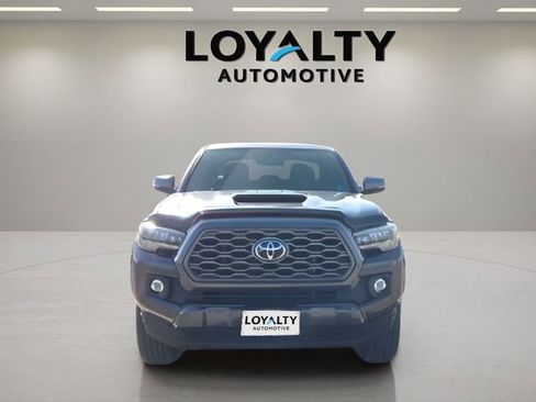 Used 2023 Toyota Tacoma TRD Sport image 8