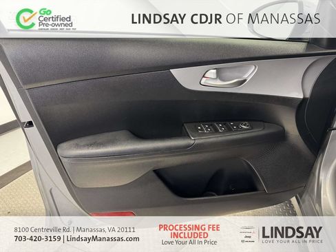 Used 2023 Kia Forte LXS FWD image 17