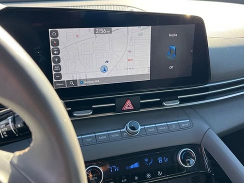 Certified 2023 Hyundai Elantra SEL w/ Convenience Package image 22