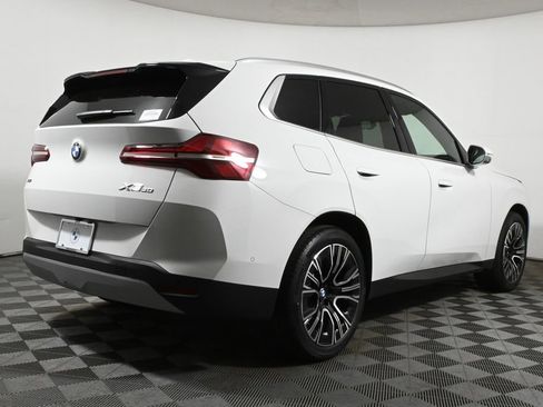 Used 2025 BMW X3 xDrive30i w/ Premium Package image 7