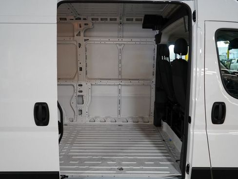New 2026 RAM ProMaster 1500 w/ Safety Group FWD image 15