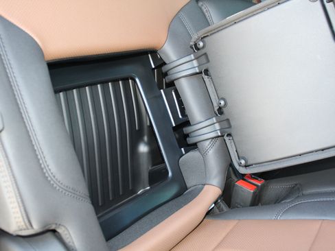 Used 2026 Chevrolet Silverado 3500 High Country w/ High Country Premium Package image 89