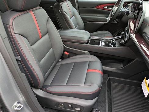 New 2026 Chevrolet Traverse RS image 31
