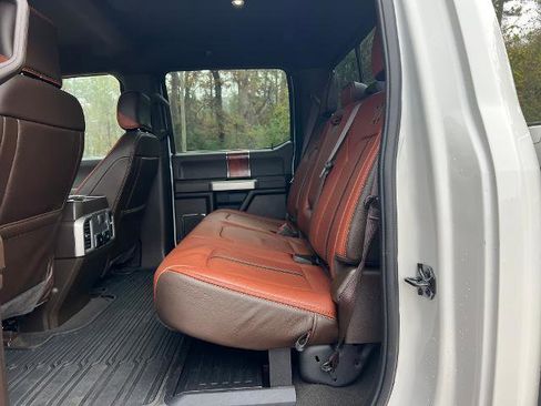 Used 2022 Ford F350 King Ranch w/ Chrome Package image 31