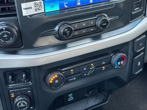 Used 2022 Ford F150 XLT w/ Trailer Tow Package image 18