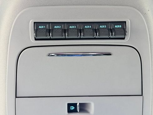 Used 2024 Ford F250 Lariat w/ Lariat Ultimate Package AWD/4WD image 61