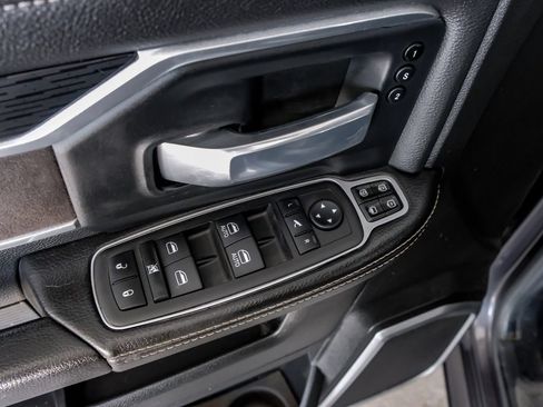 Used 2023 RAM 3500 Laramie AWD/4WD image 44