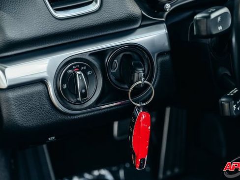 Used 2016 Porsche Boxster Black Edition RWD image 65