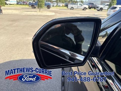 Used 2022 Ford Expedition Max Limited RWD image 8