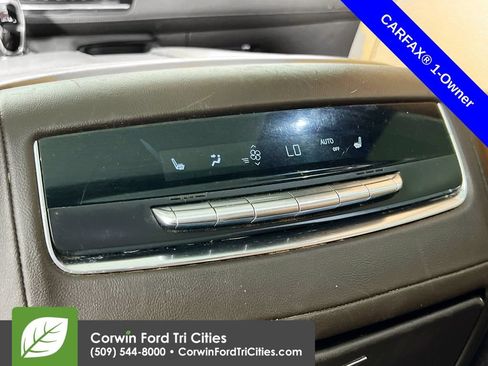Used 2022 Cadillac Escalade ESV Premium Luxury AWD/4WD image 30