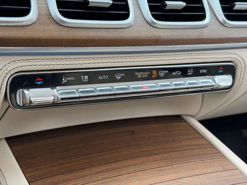 Used 2023 Mercedes-Benz GLE 450 4MATIC image 29